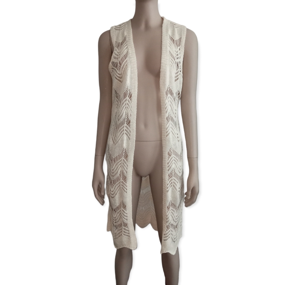 JOLIE AND JOY Crochet knit beach cover up size medium cream color